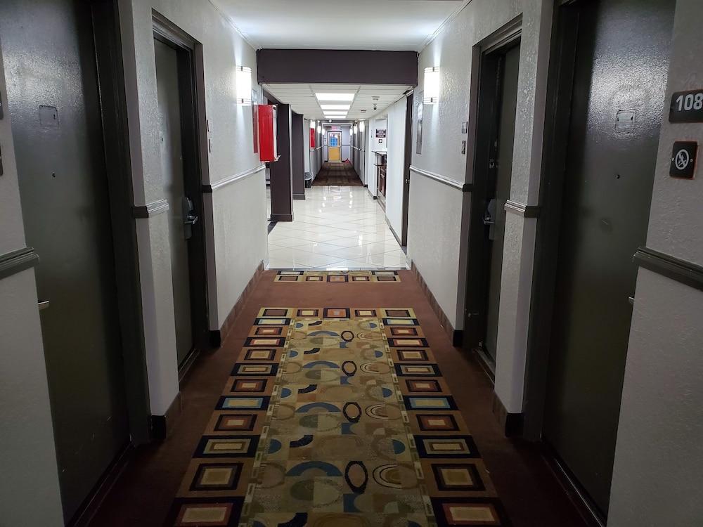 Royal Inn Hotel 인디애나폴리스 외부 사진